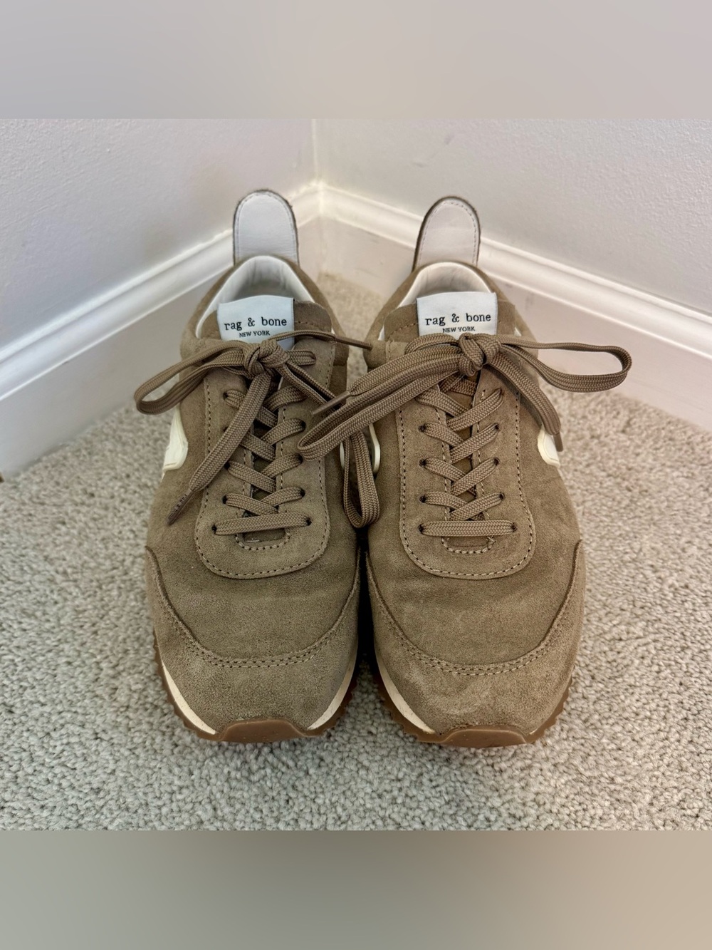 rag & bone Women’s Suede Retro Sneaker in Light Sand - Picture 2 of 8